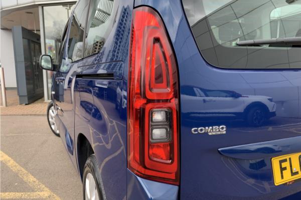 2020 Vauxhall Combo Life 1.2 Turbo GPF Energy MPV 5dr Petrol Manual Euro 6 (s/s) (7 Seat) (110 ps) - Cloth, photo 36