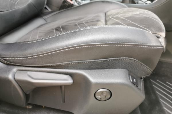 2022 Vauxhall Grandland 1.2 Turbo Ultimate SUV 5dr Petrol Manual Euro 6 (s/s) (130 ps) - Black Alcantara, photo 29