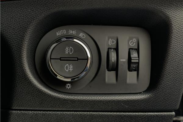 2021 Vauxhall Mokka 1.2 Turbo SRi Nav Premium SUV 5dr Petrol Auto Euro 6 (s/s) (130 ps) - Cloth, photo 21