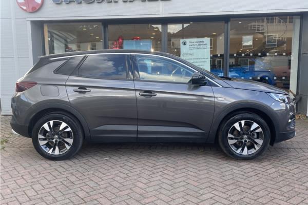 2020 Vauxhall Grandland X 1.2 Turbo SRi Nav SUV 5dr Petrol Manual Euro 6 (s/s) (130 ps) - Cloth, photo 9