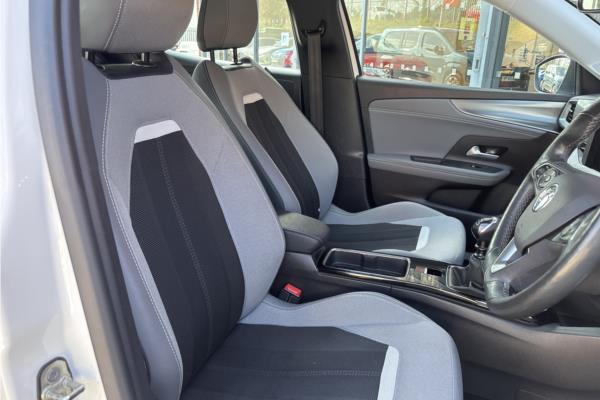 2022 Vauxhall Mokka 1.2 Turbo Elite Edition SUV 5dr Petrol Manual Euro 6 (s/s) (100 ps) - Black Jasmin Lt, photo 34