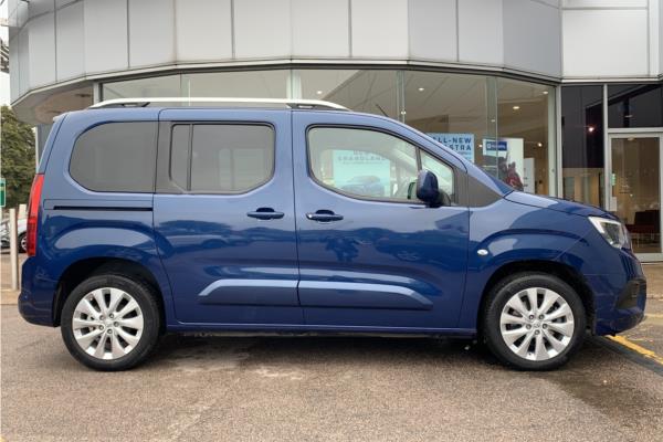 2020 Vauxhall Combo Life 1.2 Turbo Elite MPV 5dr Petrol Auto Euro 6 (s/s) (130 ps) - Cloth, photo 9