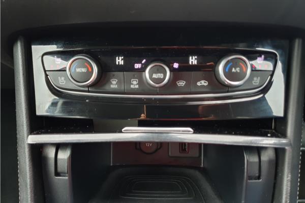 2020 VAUXHALL GRANDLAND - Harlekin Black, photo 16