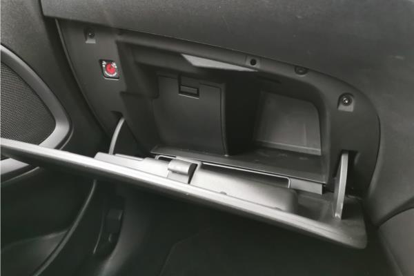2021 Vauxhall Crossland 1.2 SE SUV 5dr Petrol Manual Euro 6 (s/s) (83 ps) - Cloth, photo 26