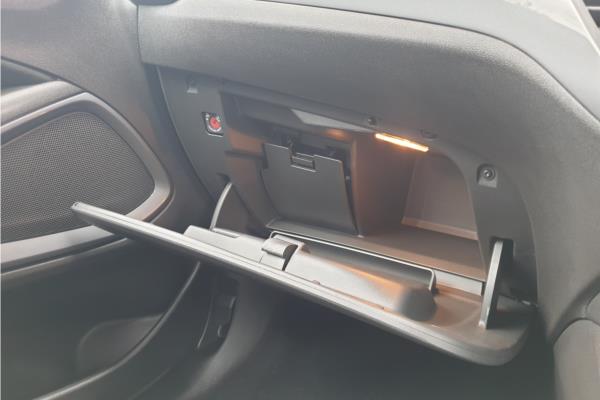 2022 Vauxhall Crossland 1.2 Turbo Ultimate SUV 5dr Petrol Auto Euro 6 (s/s) (130 ps) - Alcantara, photo 26
