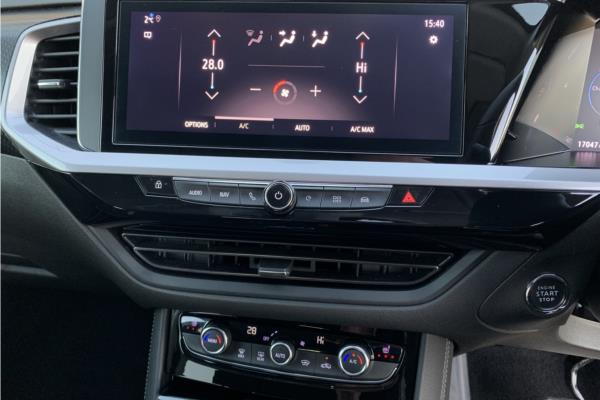 2023 Vauxhall Grandland - Black Alcantara, photo 17