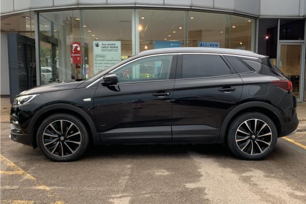 2020 Vauxhall Grandland X 1.6 13.2kWh Business Edition Nav Premium SUV 5dr Petrol Plug-in Hybrid Auto 4WD Euro 6 (s/s) Hybrid4 (300 ps) - Cloth/Leather, photo 4