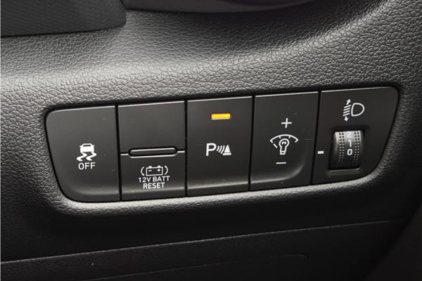 Non Franchise 2022 Hyundai KONA 1.6 h-GDi Premium SUV 5dr Petrol Hybrid DCT Euro 6 (s/s) (141 ps) - Fabic - Cloth, photo 26