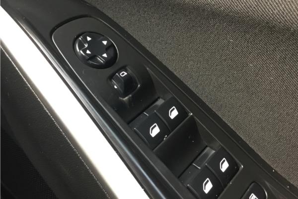 2018 Vauxhall Grandland X 1.6 Turbo D BlueInjection SE SUV 5dr Diesel Auto (s/s) (120 ps) - Cloth, photo 26