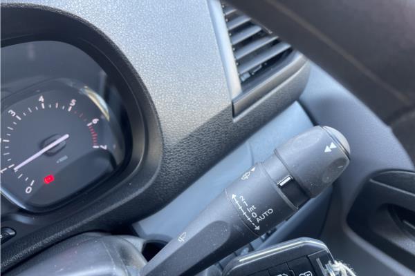 2020 Vauxhall Vivaro 1.5 Turbo D 2700 Sportive Panel Van 5dr Diesel Manual L1 H1 Euro 6 (s/s) (120 ps) - Cloth, photo 18