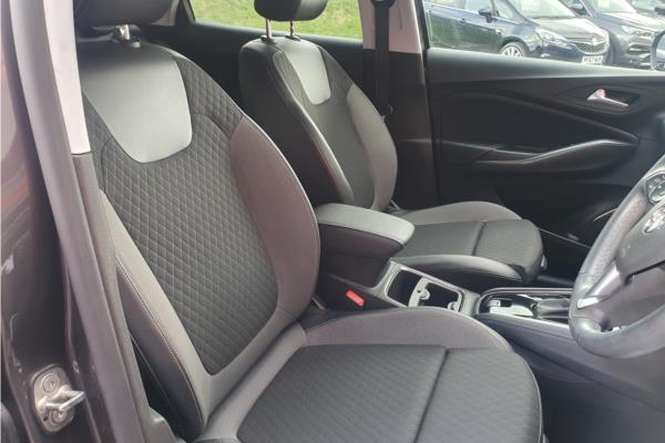 2020 Vauxhall Grandland X 1.2 Turbo SRi Nav SUV 5dr Petrol Auto Euro 6 (s/s) (130 ps) - Cloth, photo 33