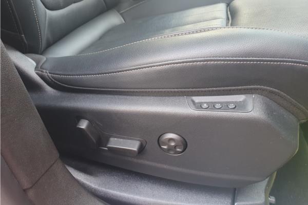 2019 Vauxhall Grandland X 1.2 Turbo Elite Nav SUV 5dr Petrol Auto 8Spd Euro 6 (s/s) (130 ps) - Leather, photo 29