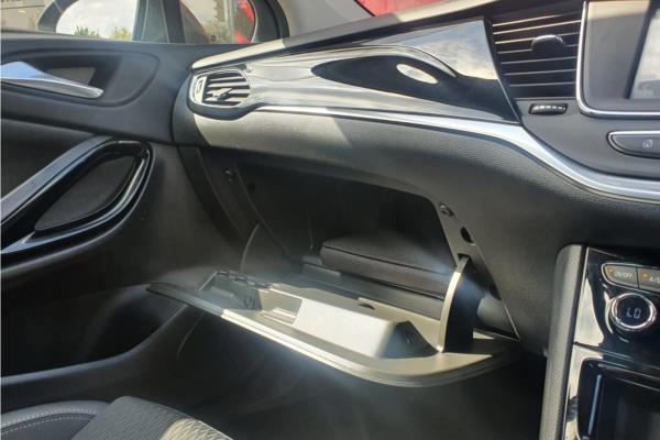2019 Vauxhall Astra 1.4i Turbo Griffin Hatchback 5dr Petrol Auto (s/s) (150 ps) - Cloth Sienna/Jet Blk, photo 26