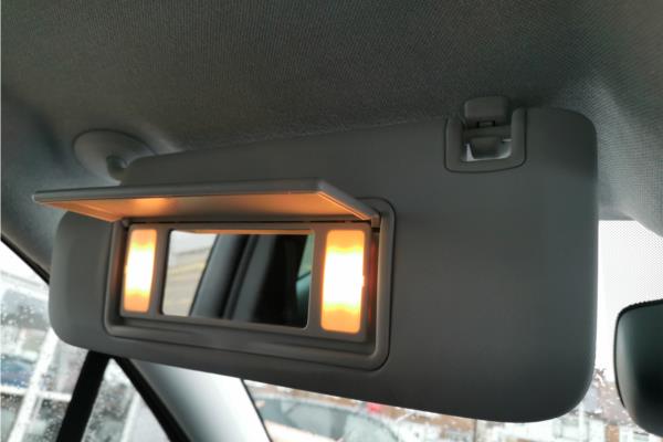 2022 Vauxhall Crossland 1.2 Turbo Ultimate SUV 5dr Petrol Auto Euro 6 (s/s) (130 ps) - Cloth/Alcantara, photo 30
