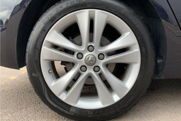 2018 Vauxhall Zafira Tourer 1.4i Turbo SRi Nav MPV 5dr Petrol Manual Euro 6 (140 ps) - Cloth, photo 20