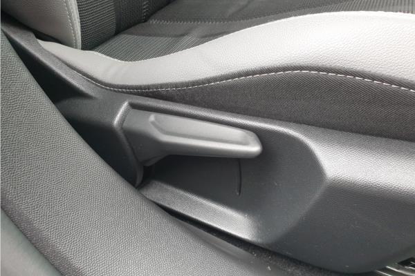 2021 Vauxhall Mokka 1.2 Turbo Elite Nav Premium SUV 5dr Petrol Manual Euro 6 (s/s) (130 ps) - Leather, photo 29