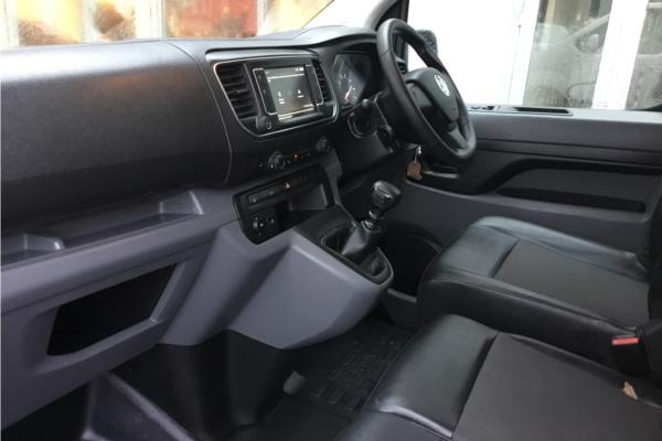 2020 Vauxhall Vivaro L2h1 VN 2.0CDTi 120 3.1t Sportive - Cloth, photo 15