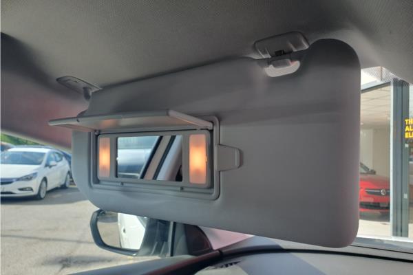 2023 Vauxhall Grandland 1.6 14.2kWh GSe SUV 5dr Petrol Plug-in Hybrid Auto AWD Euro 6 (s/s) (300 ps) - Berson Black, photo 29