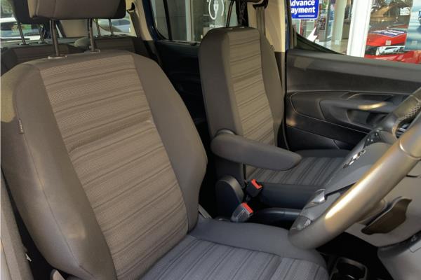 2020 Vauxhall Combo Life 1.2 Turbo Elite MPV 5dr Petrol Auto Euro 6 (s/s) (7 Seat) (130 ps) - Cloth, photo 34