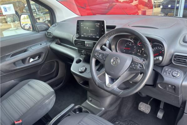 2021 Vauxhall Combo Life 1.2 Turbo SE MPV 5dr Petrol Auto Euro 6 (s/s) (130 ps) - Cloth, photo 12
