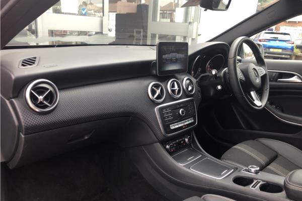 Non Franchise 2018 Mercedes-benz a 200 Sport Edition Auto - Leather, photo 15