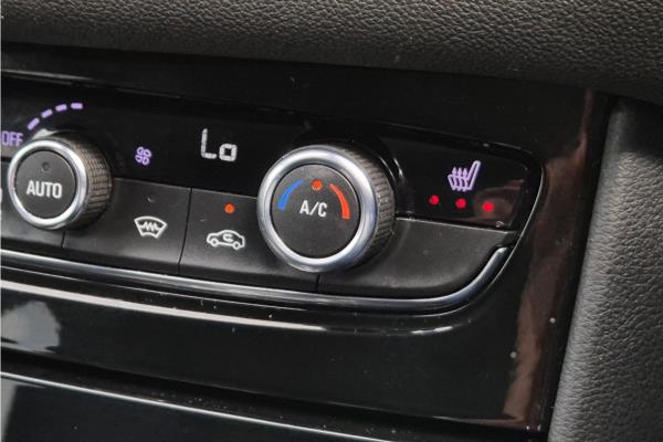 2022 Vauxhall Grandland 1.2 Turbo Ultimate SUV 5dr Petrol Auto Euro 6 (s/s) (130 ps) - Black Alcantara, photo 22