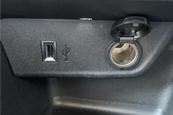 2021 Vauxhall Corsa 1.2 Turbo SE Hatchback 5dr Petrol Auto Euro 6 (s/s) (100 ps) - Cloth, photo 24