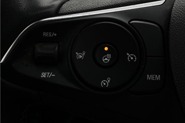 2021 Vauxhall Crossland 1.2 Turbo Ultimate Nav SUV 5dr Petrol Auto Euro 6 (s/s) (130 ps) - Cloth/Alcantara, photo 18