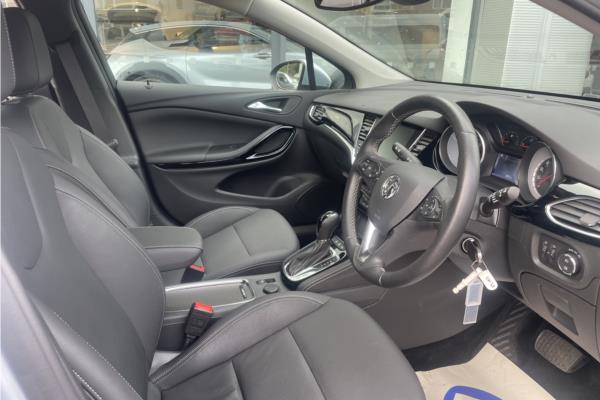 2019 Vauxhall Astra 1.4i Turbo GPF Elite Nav Hatchback 5dr Petrol Auto Euro 6 (s/s) (150 ps) - Leather, photo 12