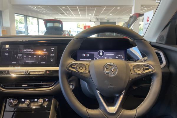 2023 Vauxhall Grandland - Alcantara Jet Black Cloth, Jet Black, photo 10