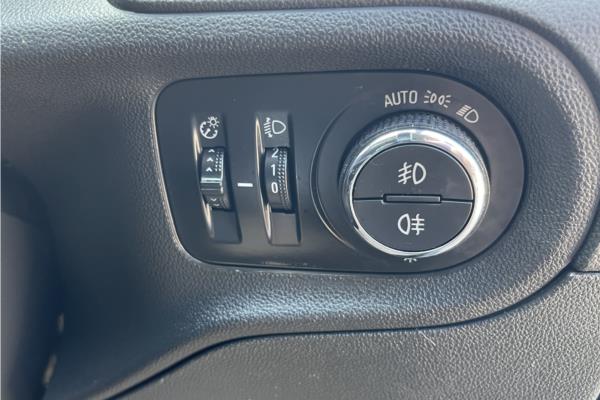 2018 Vauxhall Grandland X 1.2 Turbo SE SUV 5dr Petrol Auto Euro 6 (s/s) (130 ps) - Cloth, photo 21