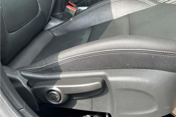 2017 Vauxhall Astra 1.4i Turbo Elite Nav Sports Tourer 5dr Petrol Auto Euro 6 (s/s) (150 ps) - Cloth, photo 29