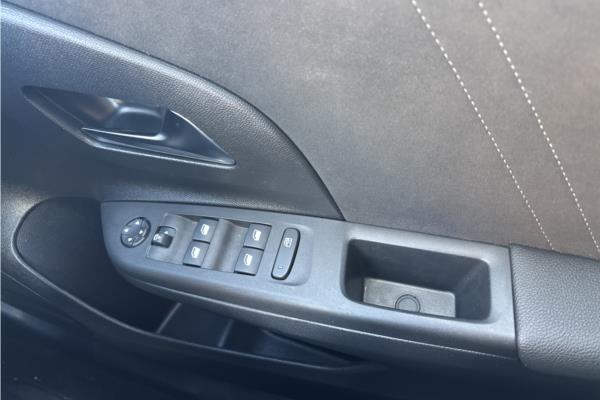 2023 Vauxhall Corsa 1.2 Turbo Ultimate Hatchback 5dr Petrol Manual Euro 6 (s/s) (100 ps) - Alcantara, photo 22
