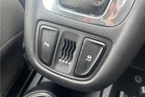 2017 Vauxhall Zafira Tourer 1.4i Turbo SRi Nav MPV 5dr Petrol Auto Euro 6 (140 ps) - Cloth, photo 32