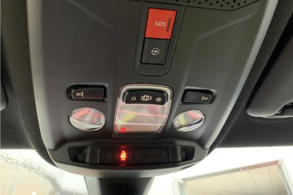 2021 Vauxhall Mokka 1.2 Turbo SRi SUV 5dr Petrol Manual Euro 6 (s/s) (100 ps) - Red Black Fabrc, photo 25