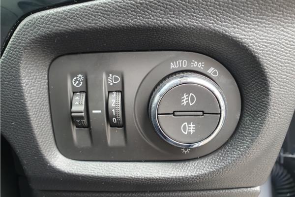 2021 Vauxhall Corsa 1.2 Elite Edition Hatchback 5dr Petrol Manual Euro 6 (75 ps) - Cloth, photo 21