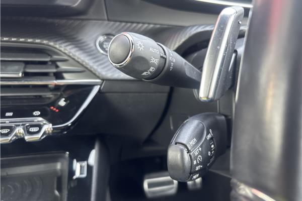 Non Franchise 2021 Peugeot 2008 1.2 PureTech GT SUV 5dr Petrol EAT Euro 6 (s/s) (130 ps) - Standard, photo 27