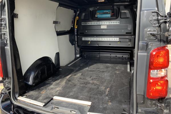 2020 Vauxhall Vivaro 2.0 Turbo D 3100 Elite Panel Van 5dr Diesel Auto L1 Euro 6 (s/s) (180 ps) - Cloth, photo 38