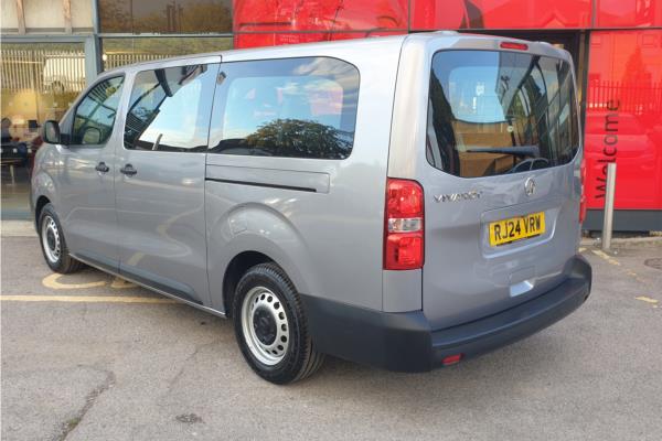 2024 Vauxhall Vivaro-e Life 50kWh Combi MPV 5dr Electric Auto LWB (9 Seat, 11kW Charger) (136 ps) - Curitiba Triton, photo 6