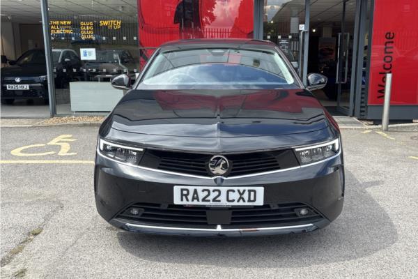 2022 Vauxhall Astra 1.2 Turbo Design Hatchback 5dr Petrol Auto Euro 6 (s/s) (130 ps) - Jet Black Fabrc, photo 2