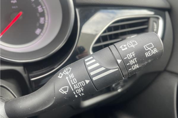 2019 Vauxhall Astra 1.4i Turbo Elite Nav Sports Tourer 5dr Petrol Auto Euro 6 (s/s) (150 ps) - Leather, photo 30