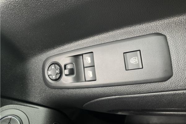 2020 Vauxhall Combo Life 1.5 Turbo D BlueInjection Energy XL MPV 5dr Diesel Manual Euro 6 (s/s) (7 Seat) (100 ps) - Cloth, photo 22