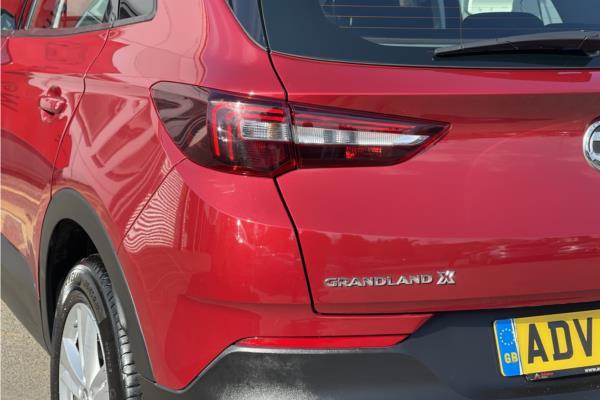 2018 Vauxhall Grandland X 1.2 Turbo SE SUV 5dr Petrol Auto 8Spd Euro 6 (s/s) (130 ps) - Cloth, photo 39