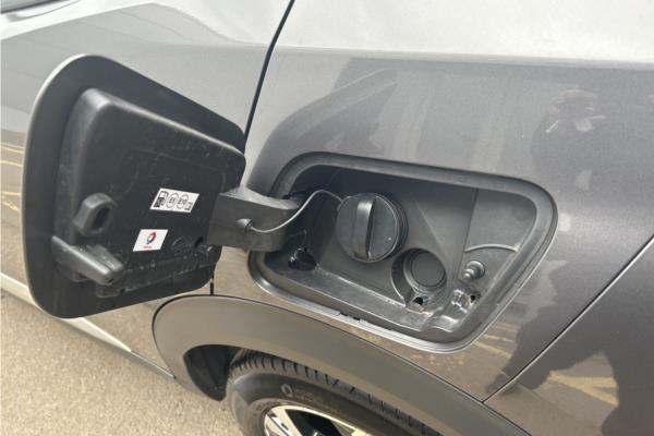 Non Franchise 2020 Peugeot 2008 1.2 PureTech Allure Premium SUV 5dr Petrol Manual Euro 6 (s/s) (100 ps) - Fabic - Cloth, photo 35