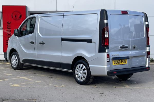2018 Vauxhall Vivaro 1.6 CDTi 2900 Sportive Panel Van 5dr Diesel Manual L2 H1 EU6 (120 ps) - Cloth, photo 6