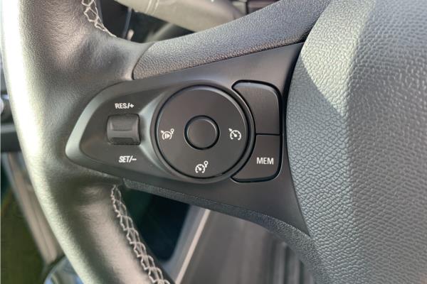 2020 Vauxhall Corsa-e 50kWh SE Nav Hatchback 5dr Electric Auto (7.4Kw Charger) (136 ps) - TRIM CLOTH FRESEZ MARVEL BLACK, photo 18