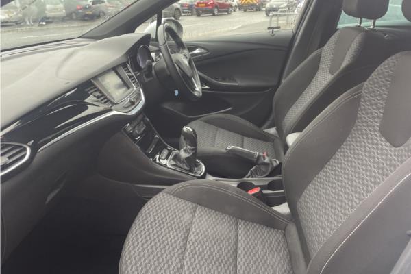 2016 VAUXHALL ASTRA 1.4T 16V 150 SRi 5dr-sequence-14