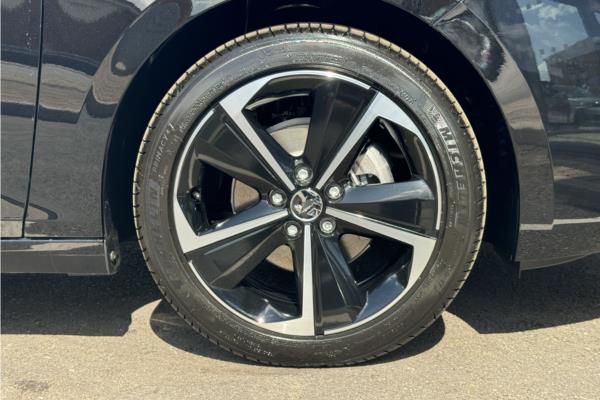 Vauxhall Astra* 5Dr 54kWh 11kWCh Ultimate AU - Jet Blk+alcantr, photo 19