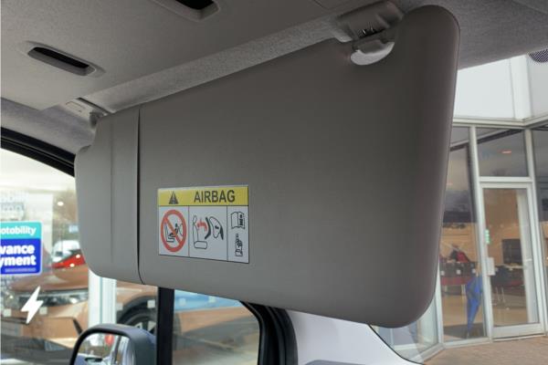 2021 Vauxhall Combo Life 1.2 Turbo SE MPV 5dr Petrol Auto Euro 6 (s/s) (7 Seat) (130 ps) - Cloth, photo 30