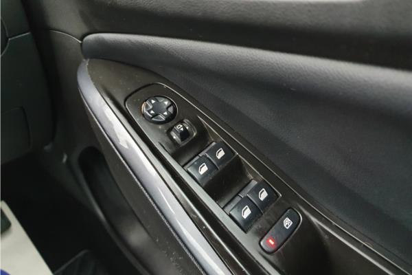2019 Vauxhall Grandland X 1.2 Turbo GPF Sport Nav SUV 5dr Petrol Auto Euro 6 (s/s) (130 ps) - Cloth, photo 22